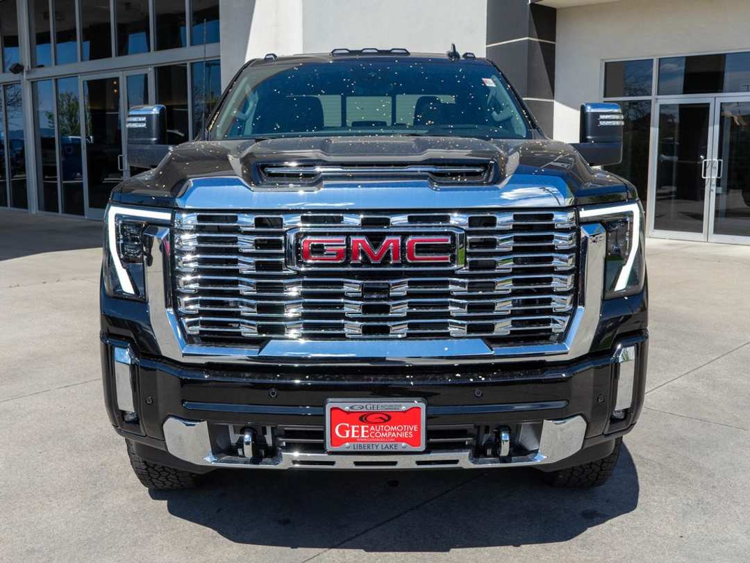 2026 GMC Sierra 3500Hd Denali - Image 2