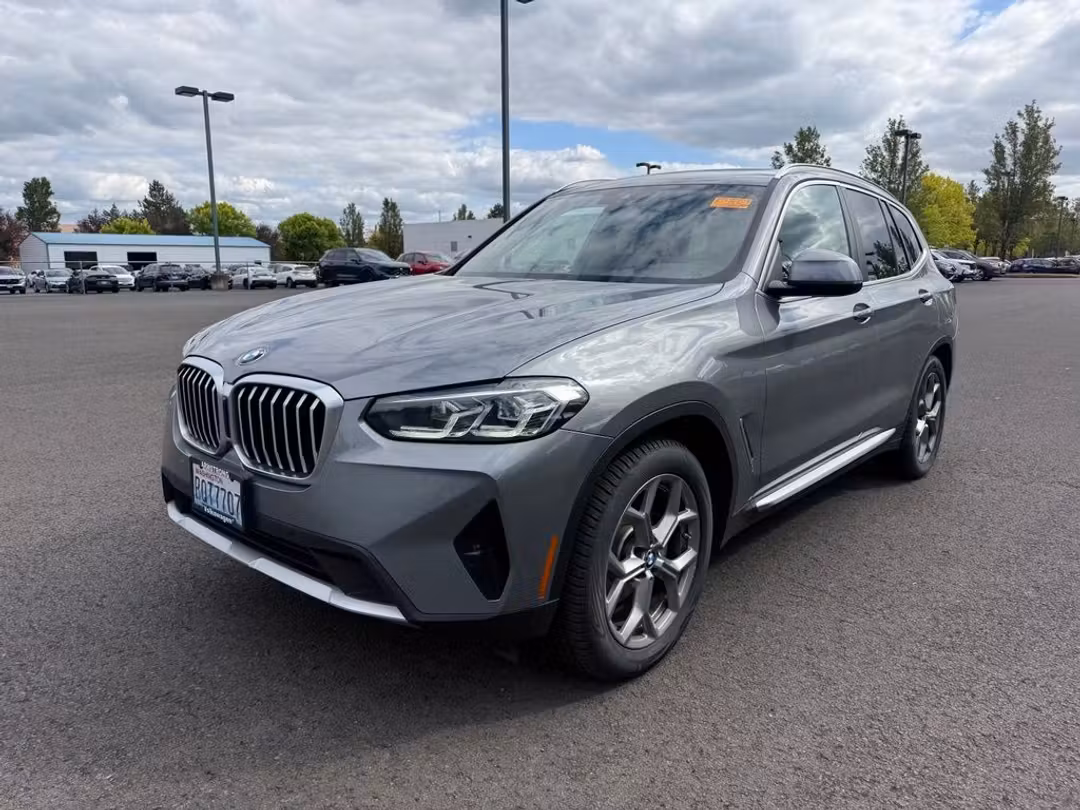 2023 BMW X3 xDrive30i - Image 3