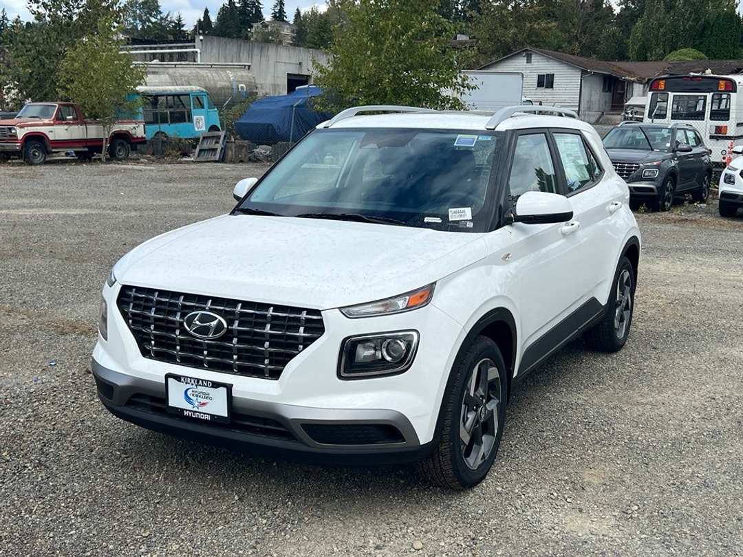 2026 Hyundai Venue SEL - Image 3