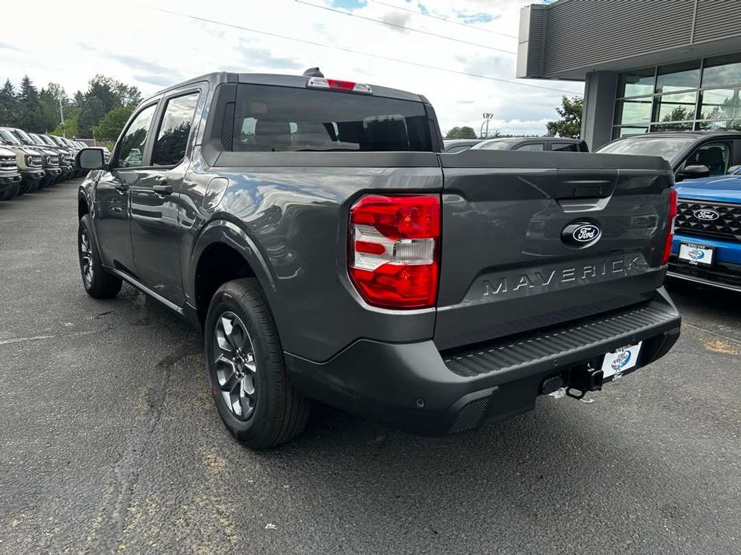 2026 Ford Maverick XLT - Image 3
