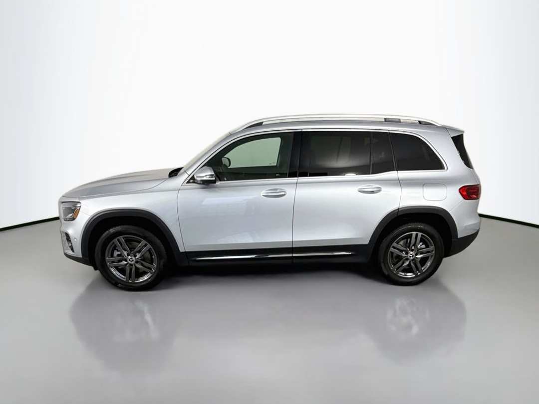 2026 Mercedes-Benz GLB GLB 250 - Image 2