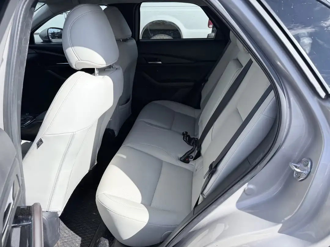 2024 MAZDA Cx-30 2.5 S Premium Package - Image 3