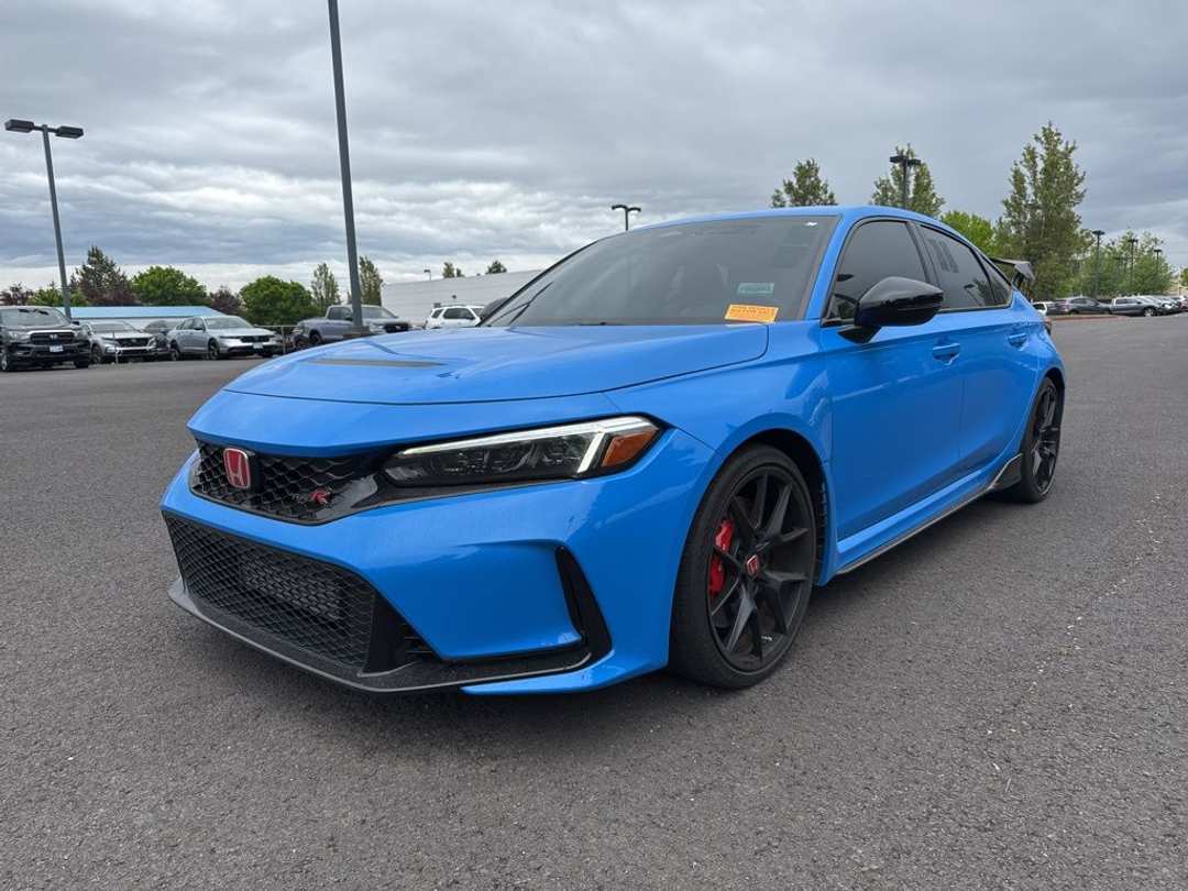 2024 Honda Civic Type R - Image 3
