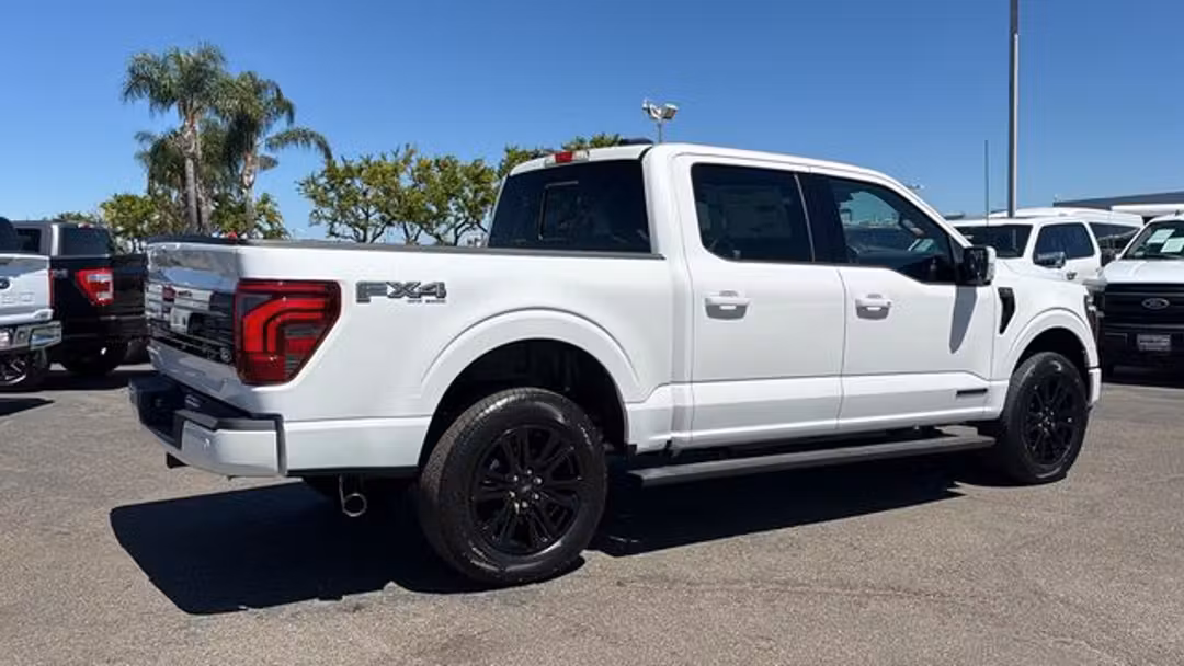 2026 Ford F-150 Platinum - Image 3