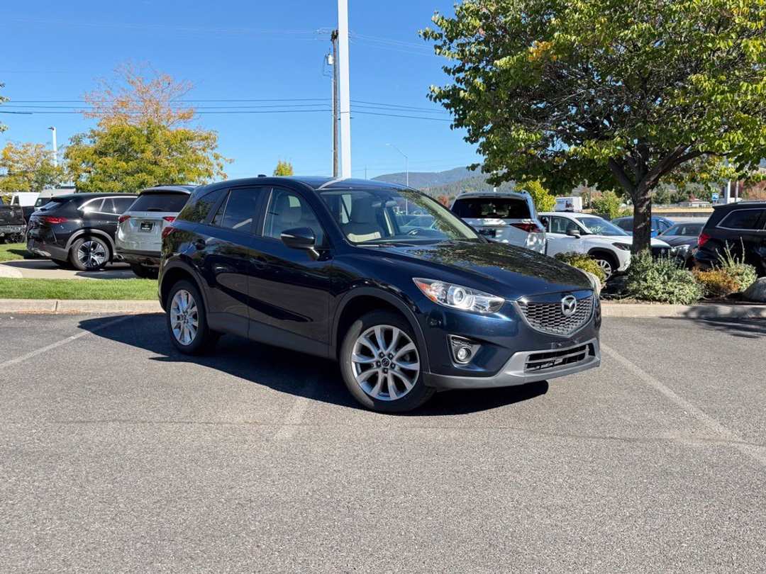 2015 MAZDA CX-5 Grand Touring - Image 2