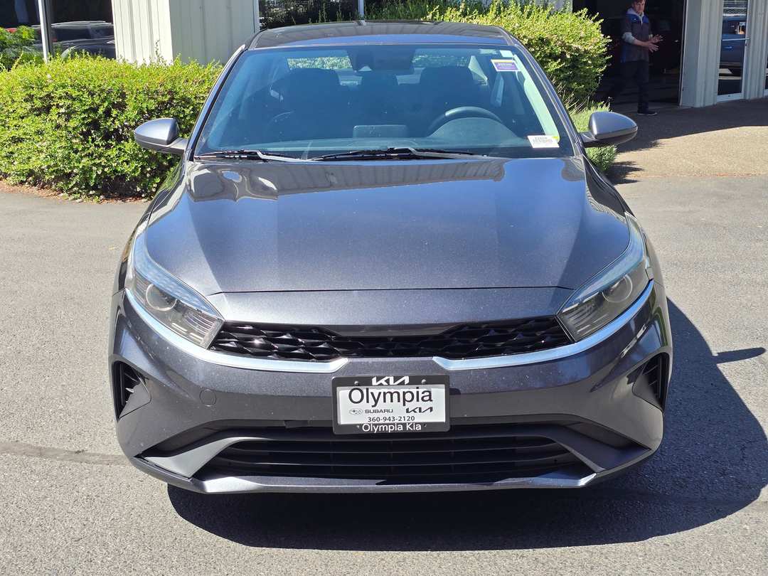 2023 Kia Forte LXS - Image 2