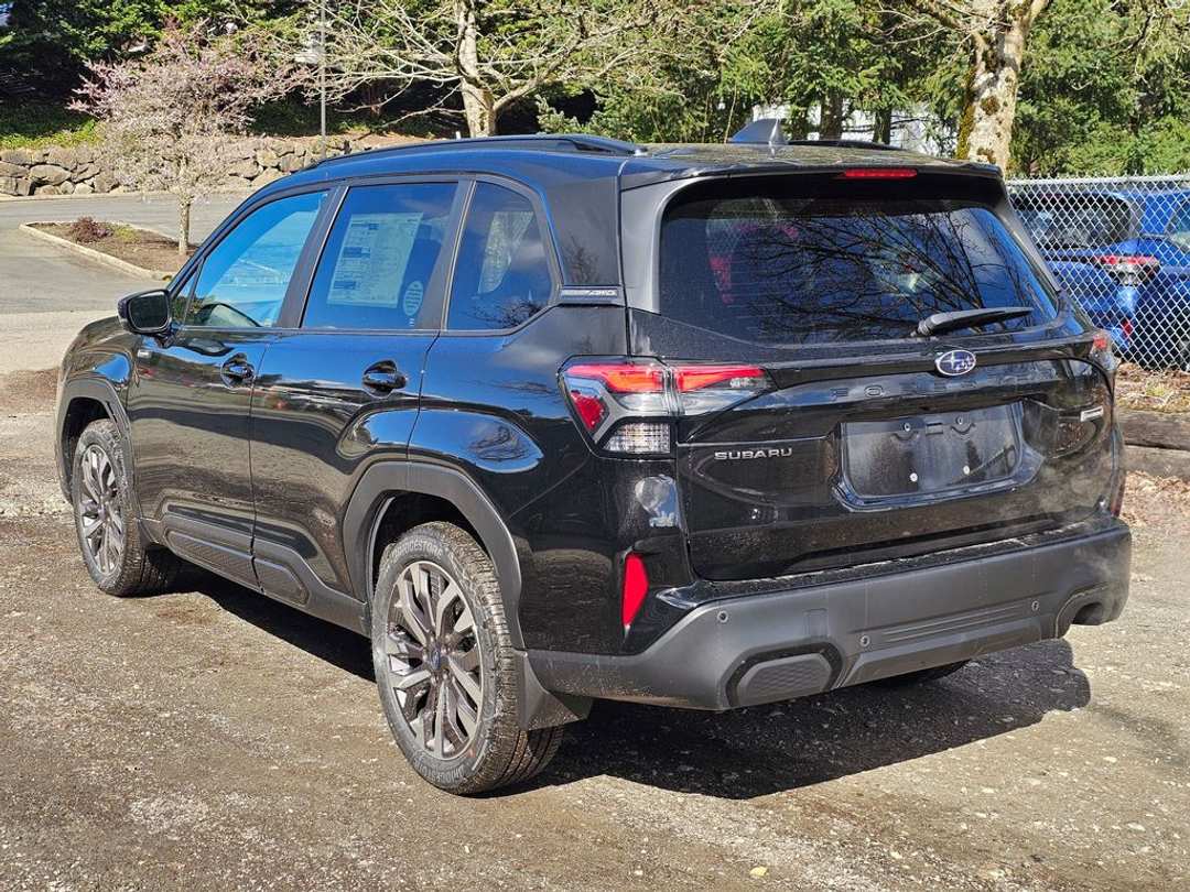 2026 Subaru Forester Touring Hybrid - Image 3