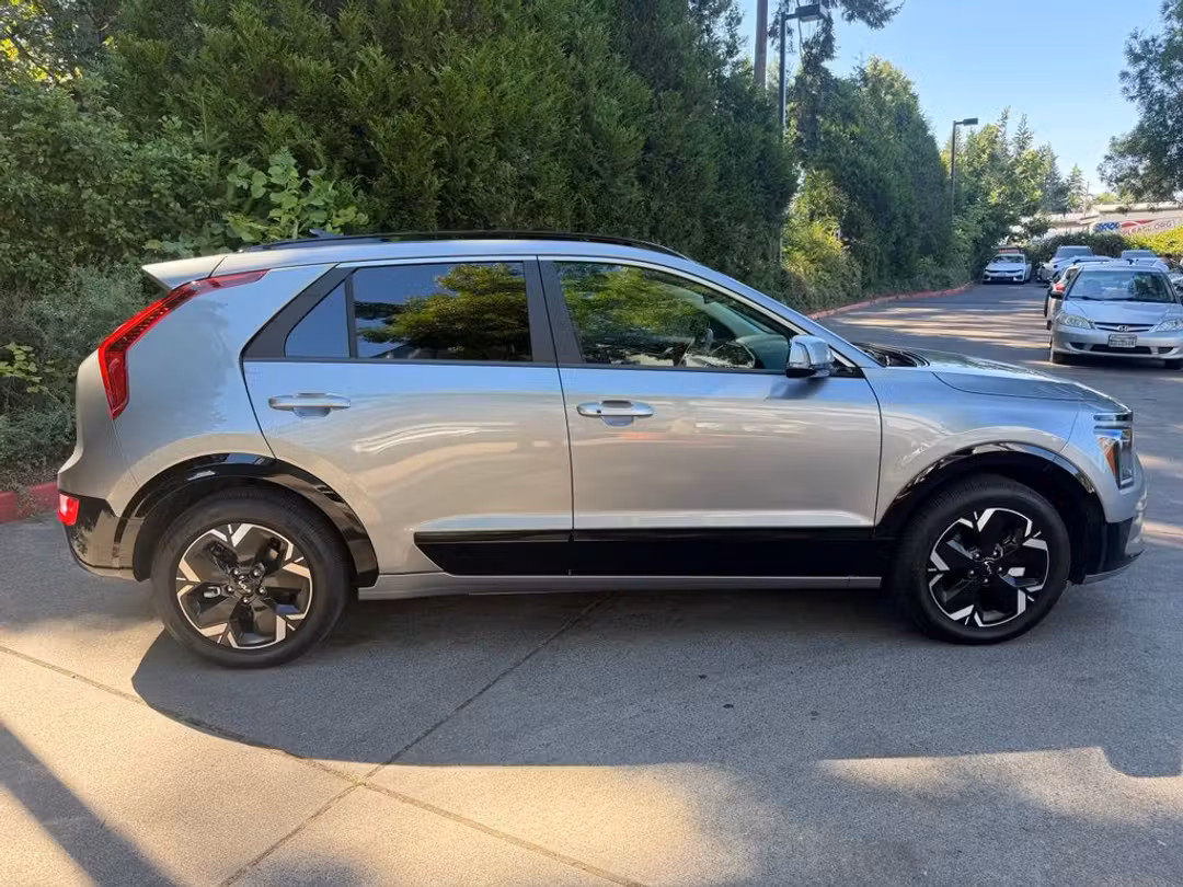 2024 Kia Niro Ev Wind - Image 2