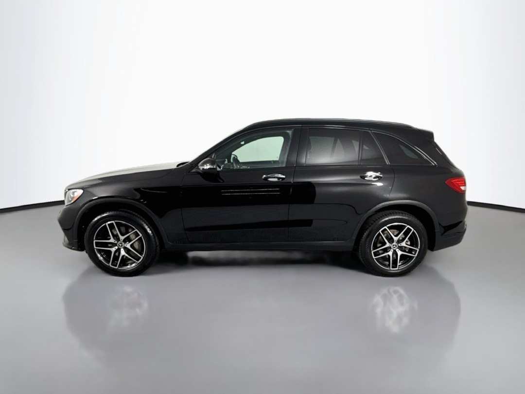 2018 Mercedes-Benz GLC 300 - Image 2