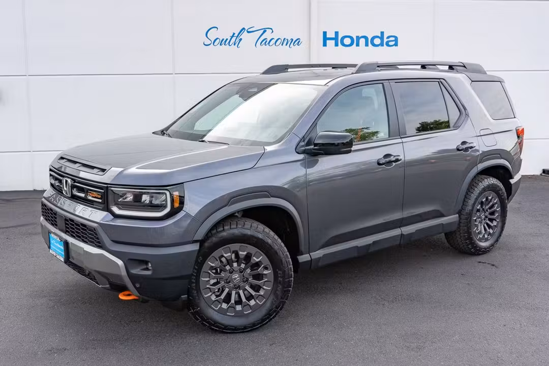 2026 Honda Passport TrailSport w/Function Package - Image 2
