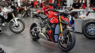 2026 Ducati Streetfighter V4 S Corse
