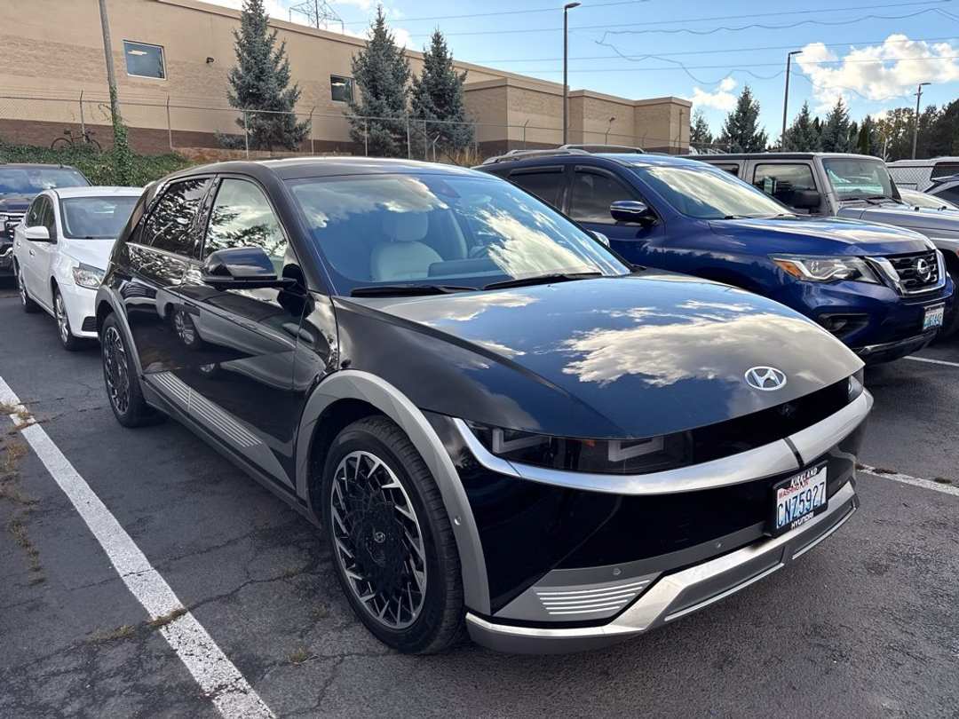 2024 Hyundai Ioniq 5 Limited - Image 2