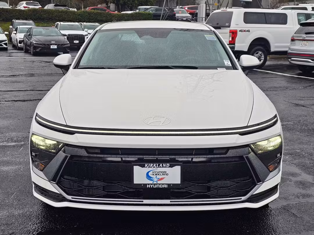 2025 Hyundai Sonata SE - Image 2