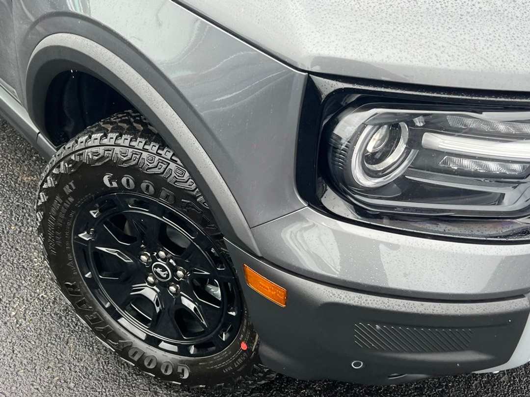 2026 Ford Bronco Sport Badlands - Image 2