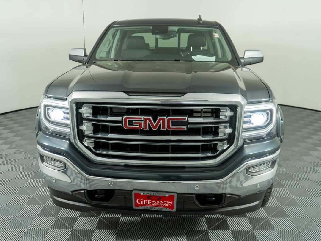 2018 GMC Sierra 1500 SLT - Image 2