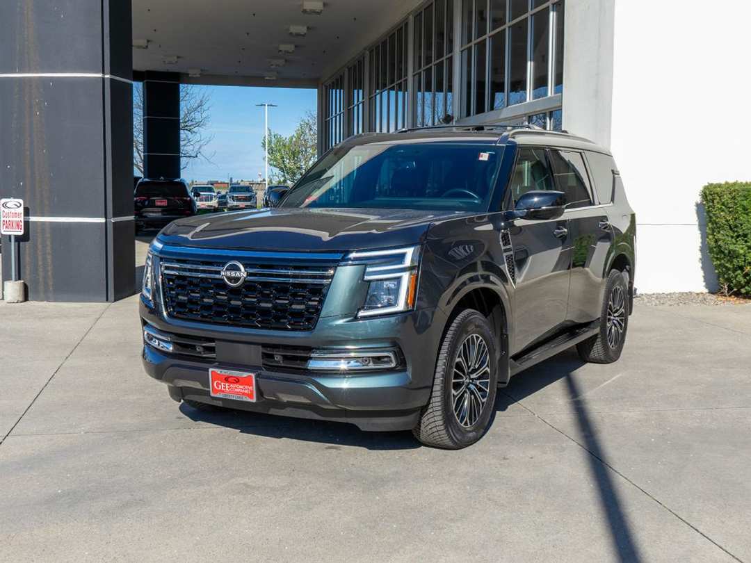 2026 Nissan Armada SL - Image 3