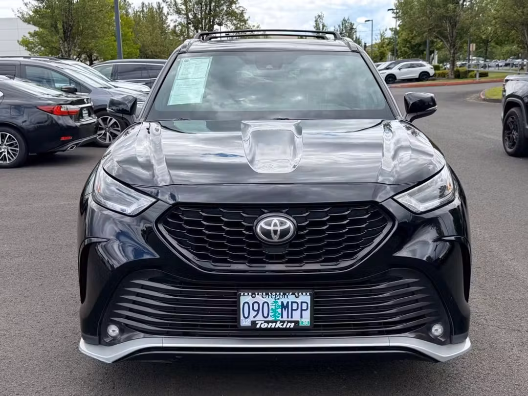 2021 Toyota Highlander XSE - Image 3