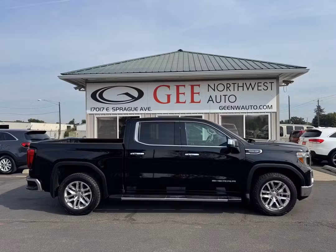 2019 GMC Sierra 1500 SLT - Image 2