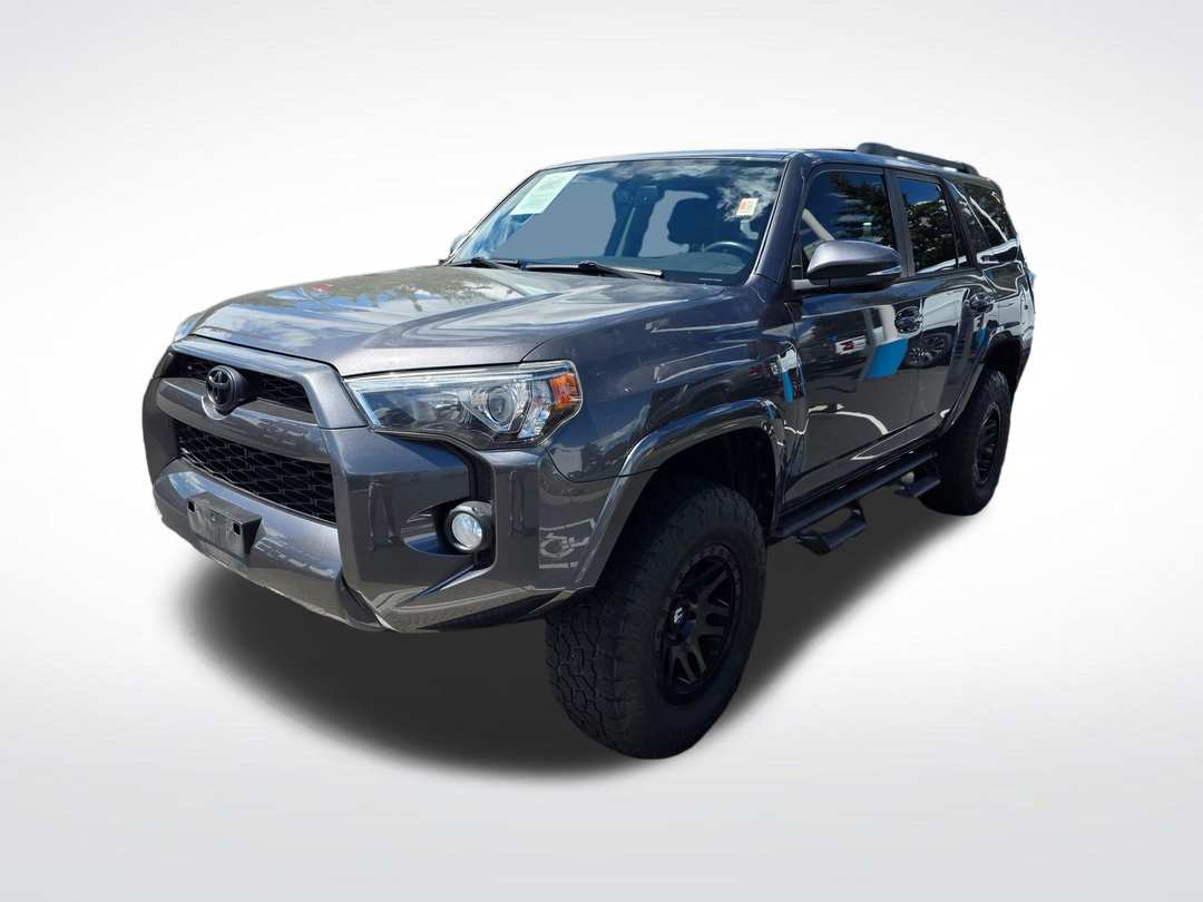 2019 Toyota 4Runner SR5 Premium - Image 2