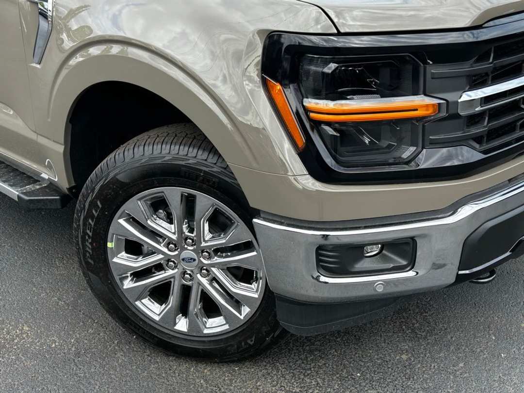 2026 Ford F-150 XLT - Image 2