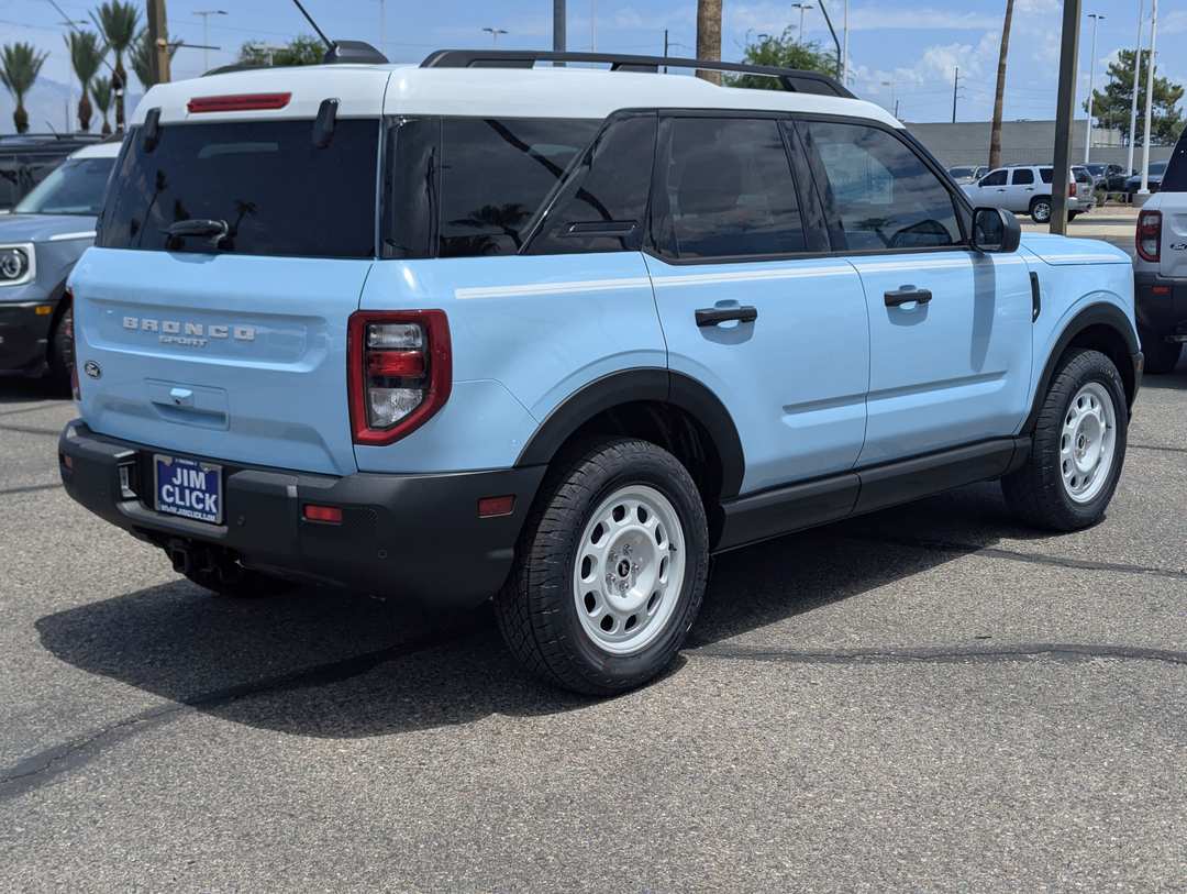 2026 Ford Bronco Sport Heritage - Image 2