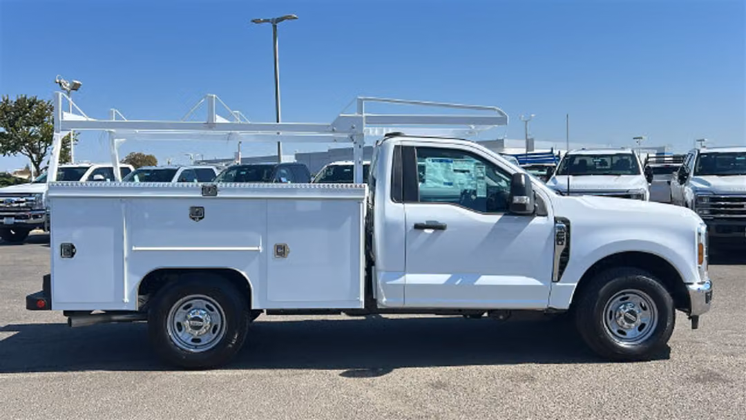2026 Ford F-250Sd XL - Image 2