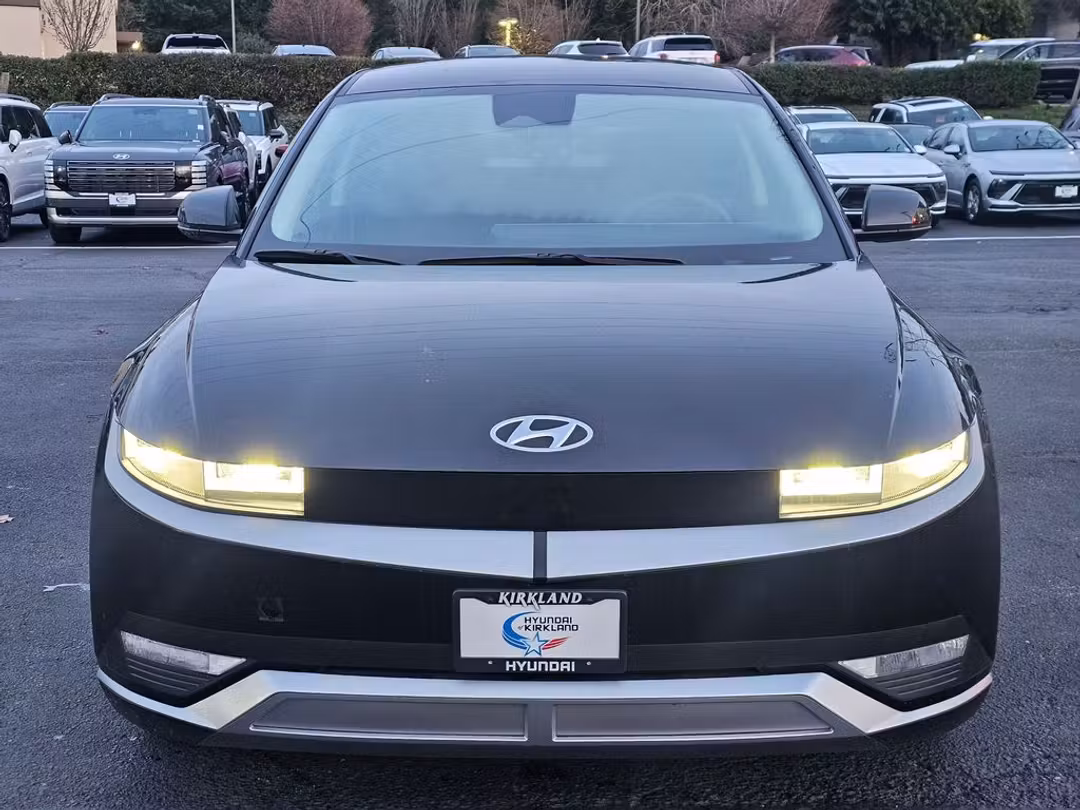2023 Hyundai Ioniq 5 SE - Image 2