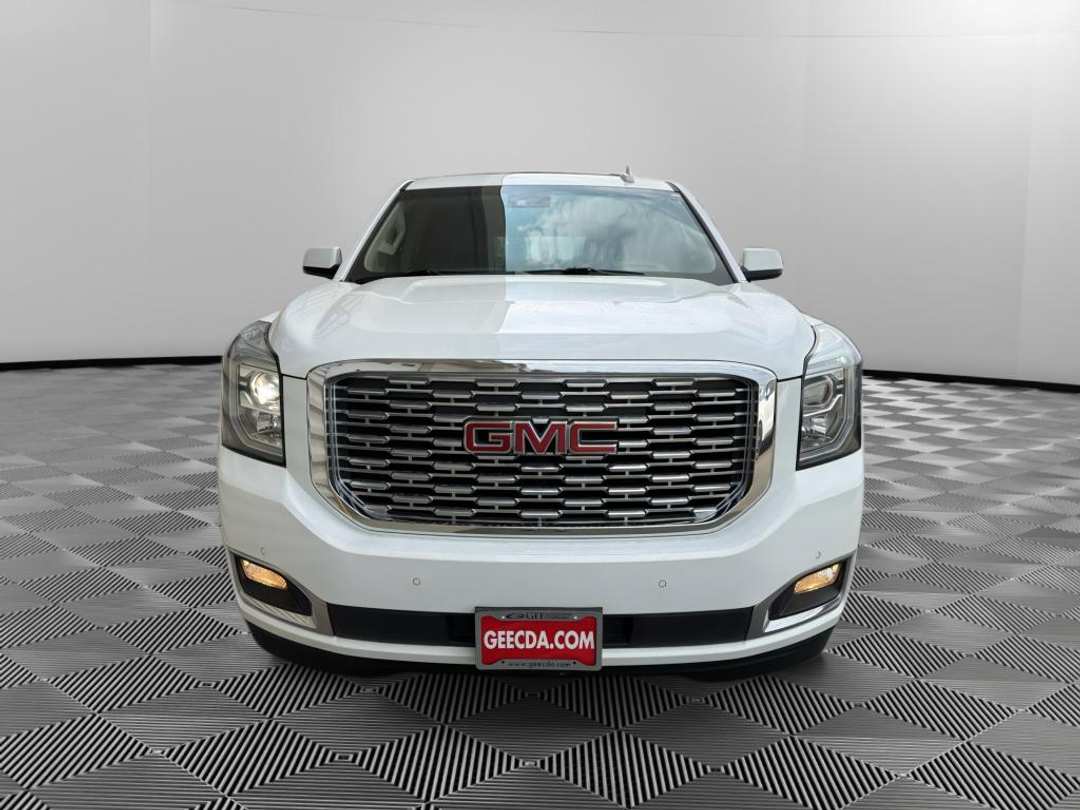 2019 GMC Yukon Denali - Image 2