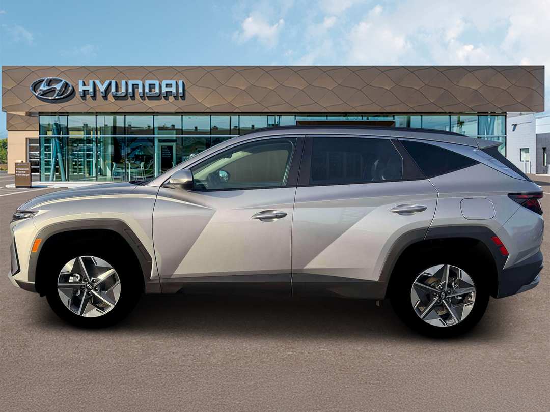 2026 Hyundai Tucson Hybrid SEL - Image 3