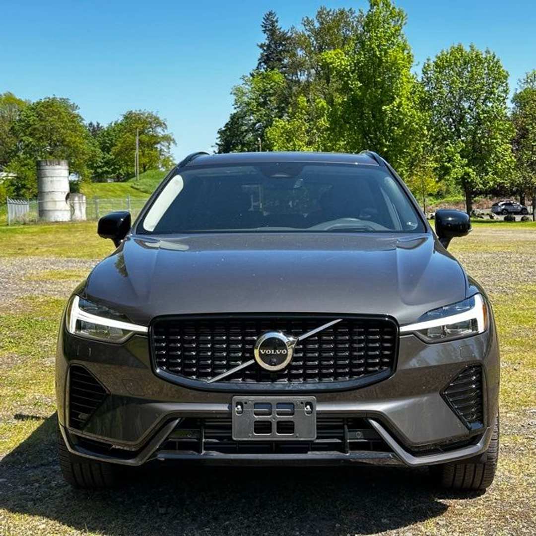 2024 Volvo Xc60 Recharge Plug-In Hybrid Ultimate - Image 3