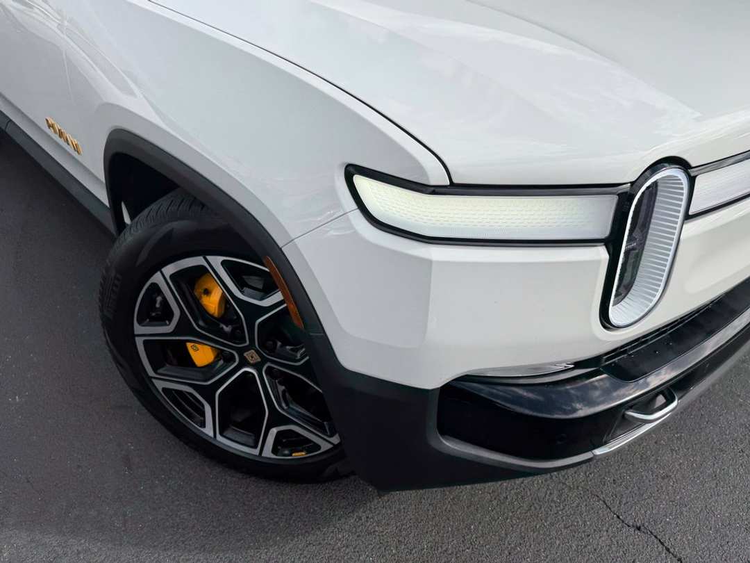 2022 Rivian R1S Launch Edition - Image 2