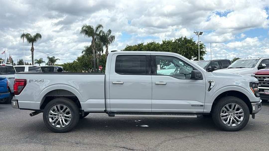 2026 Ford F-150 XLT - Image 2