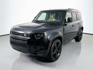 2026 Land Rover Defender 110 XDynamic SE