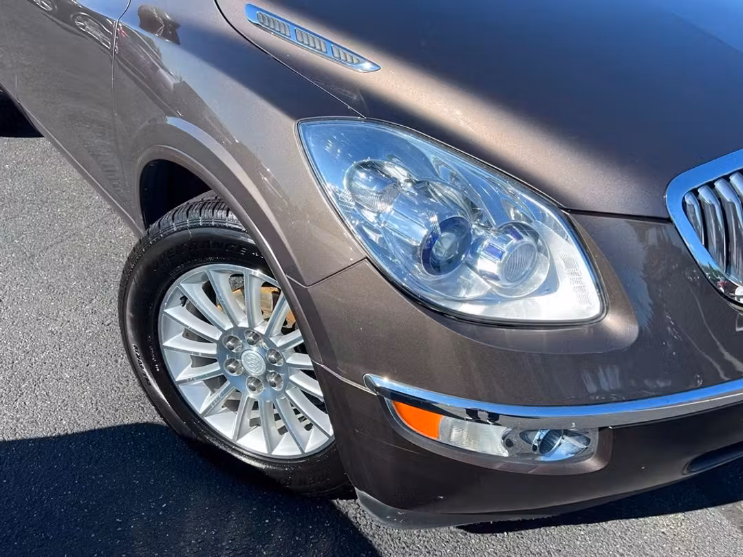 2012 Buick Enclave Leather Group - Image 2