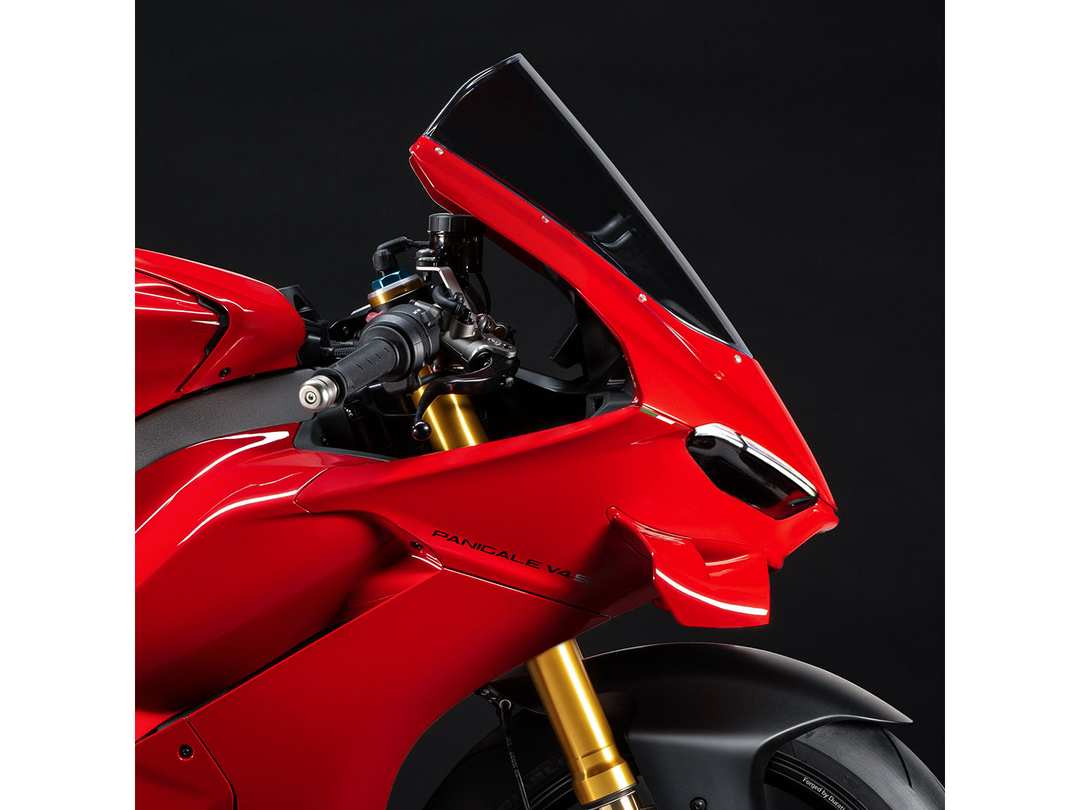 2026 Ducati Panigale V4 - Image 3