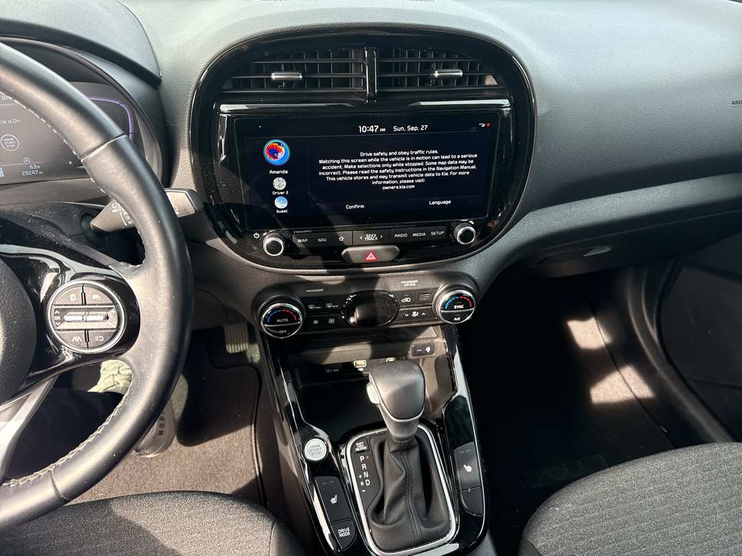 2023 Kia Soul EX - Image 2