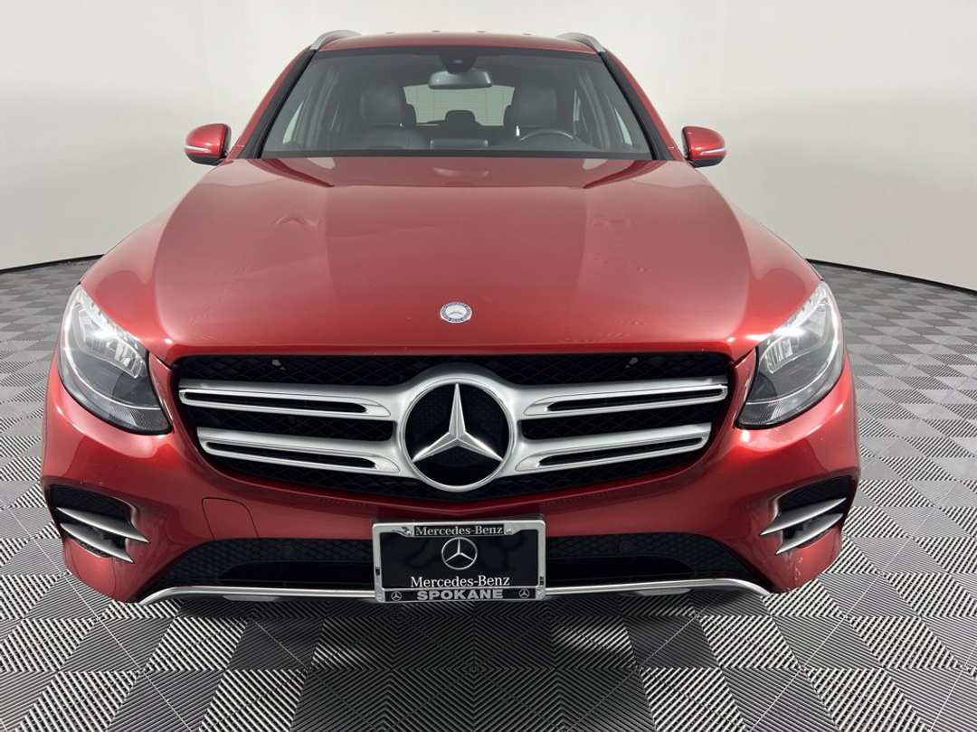 2017 Mercedes-Benz GLC 300 - Image 3