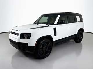 2026 Land Rover Defender 110 XDynamic SE