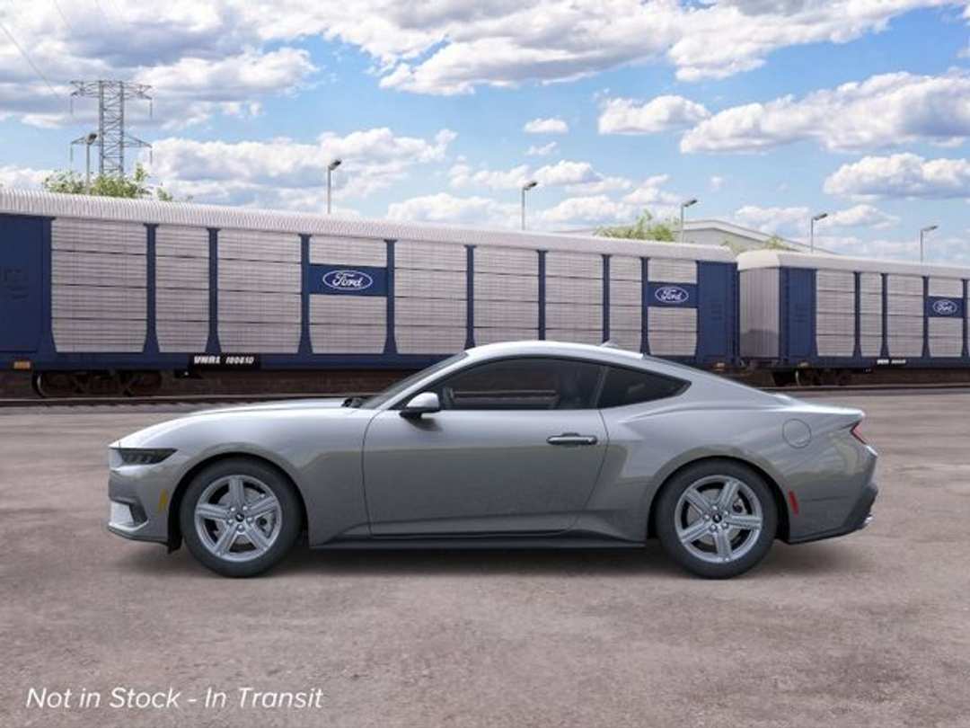 2026 Ford Mustang EcoBoost - Image 3