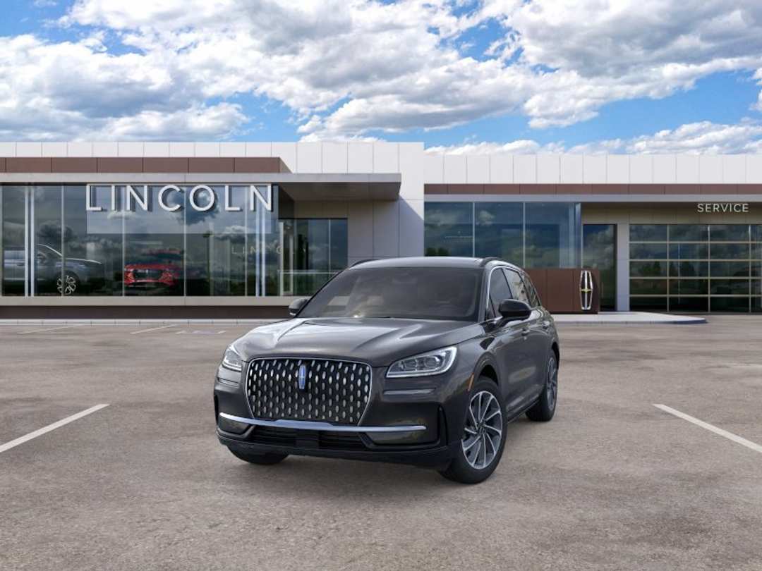 2025 Lincoln Corsair Grand Touring - Image 2