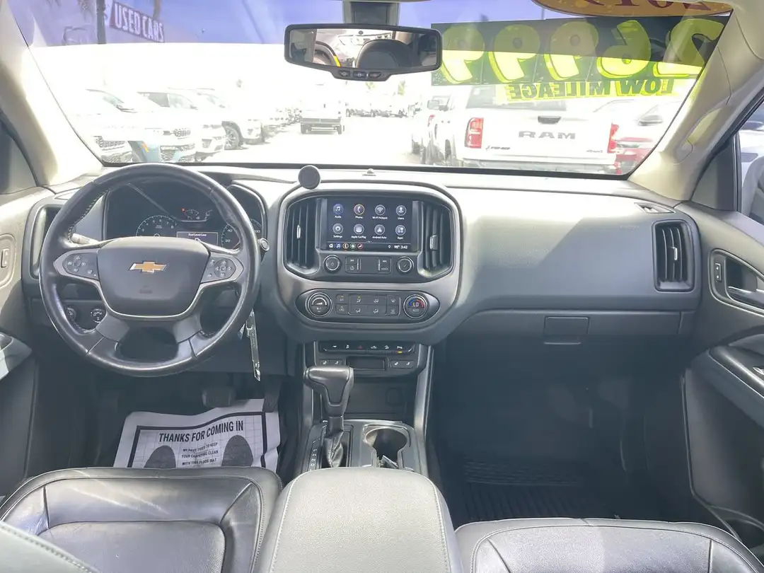 2019 Chevrolet Colorado Z71 - Image 2
