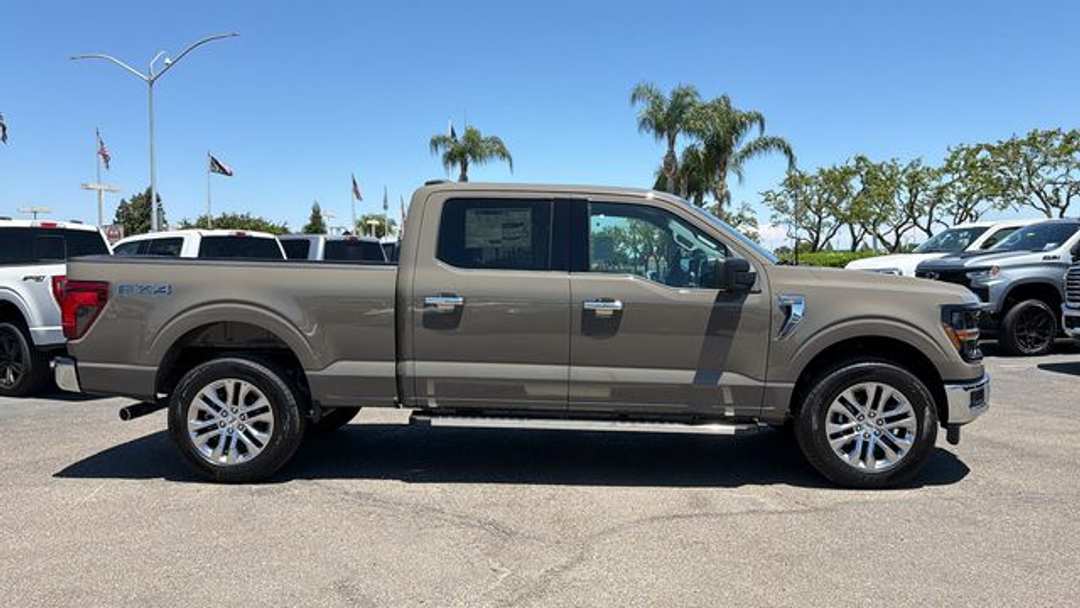 2026 Ford F-150 XLT - Image 2