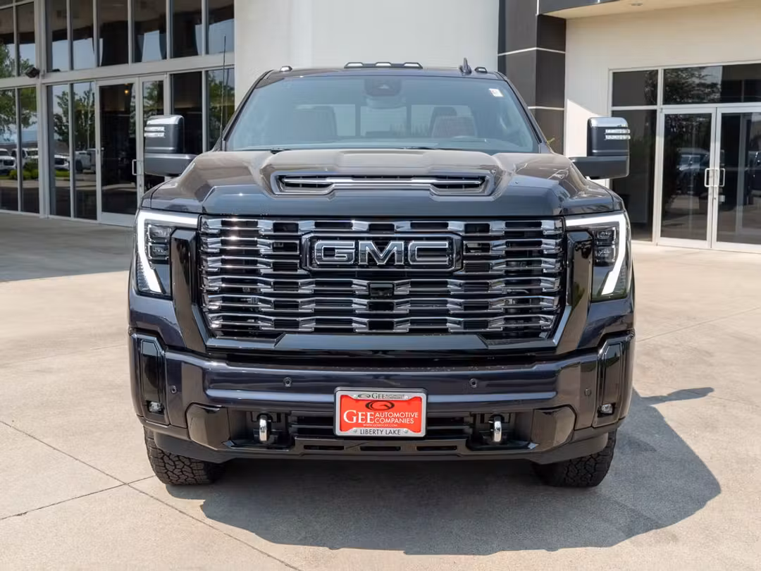 2026 GMC Sierra 3500Hd Denali Ultimate - Image 2