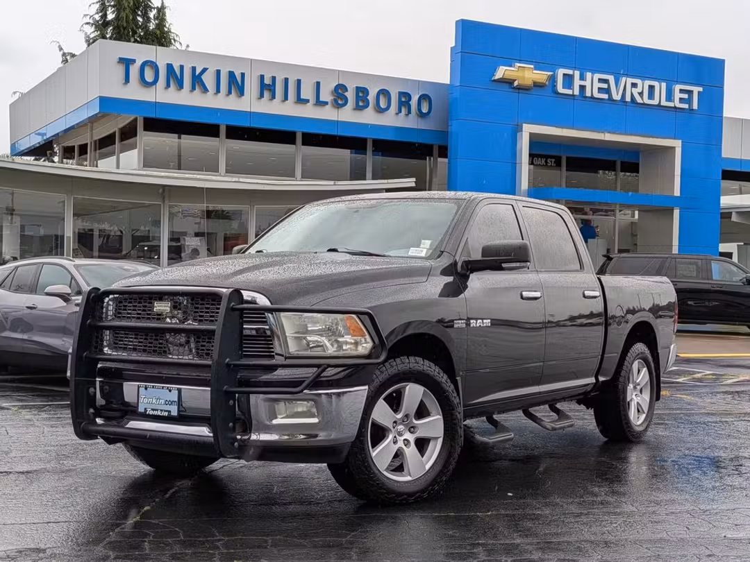 2010 Ram 1500 SLT - Image 2