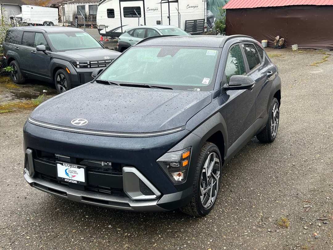 2026 Hyundai Kona SEL Premium - Image 3
