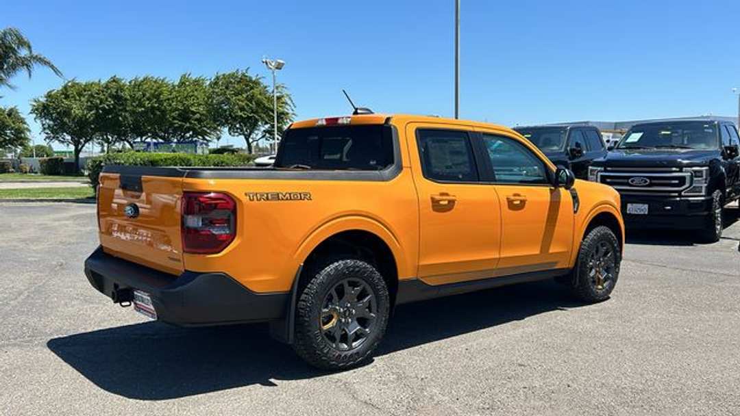 2026 Ford Maverick Tremor - Image 3