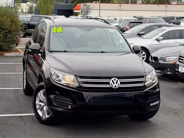 2016 Volkswagen Tiguan S