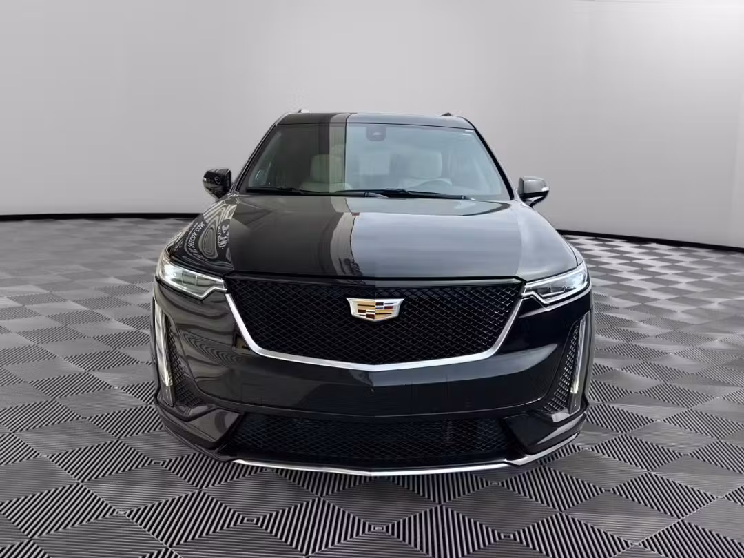 2021 Cadillac Xt6 Sport - Image 2
