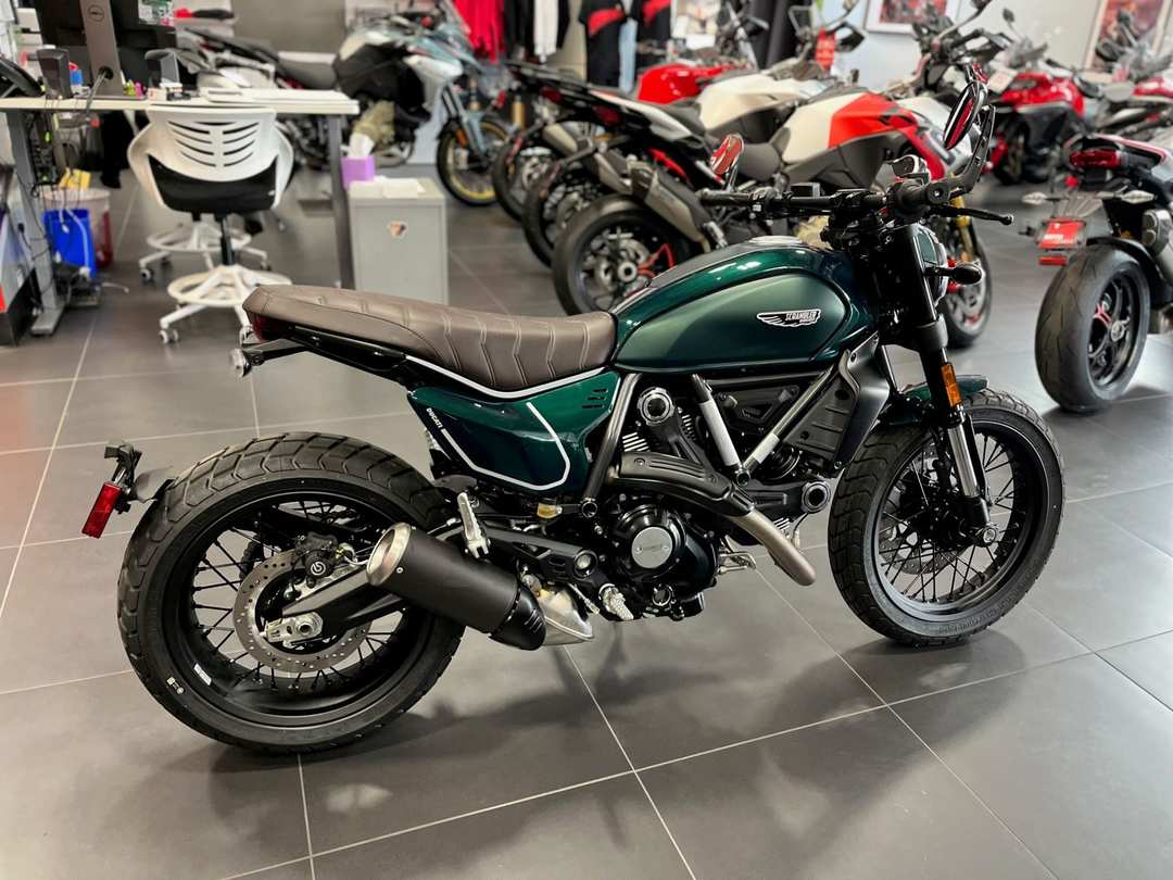 2026 Ducati Scrambler Nightshift - Image 2