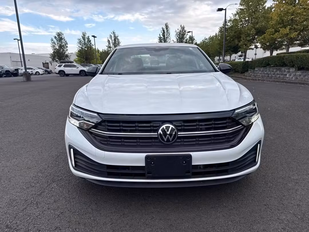 2024 Volkswagen Jetta 1.5T Sport - Image 2